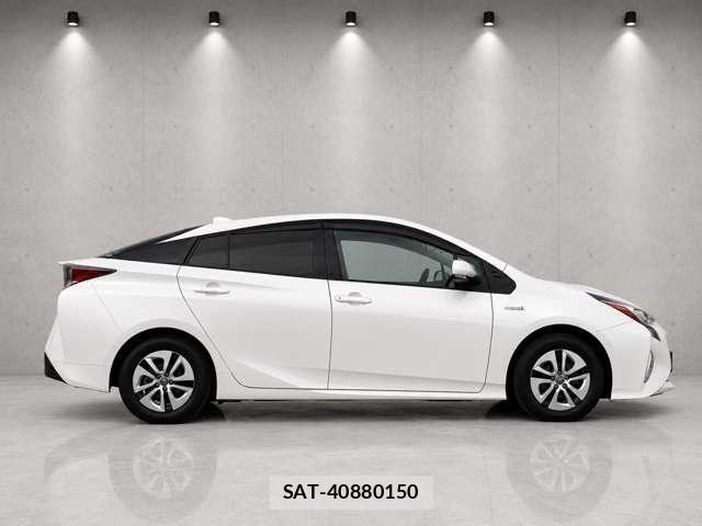 Toyota PRIUS 2016-01 8551191-1