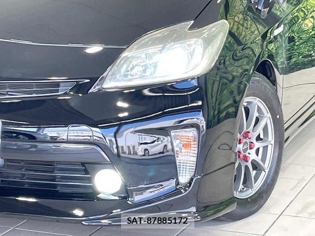 Toyota PRIUS 2013-07 8551385-11