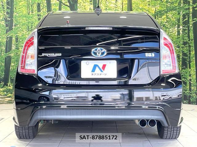 Toyota PRIUS 2013-07 8551385-14