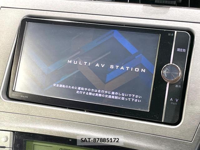 Toyota PRIUS 2013-07 8551385-2
