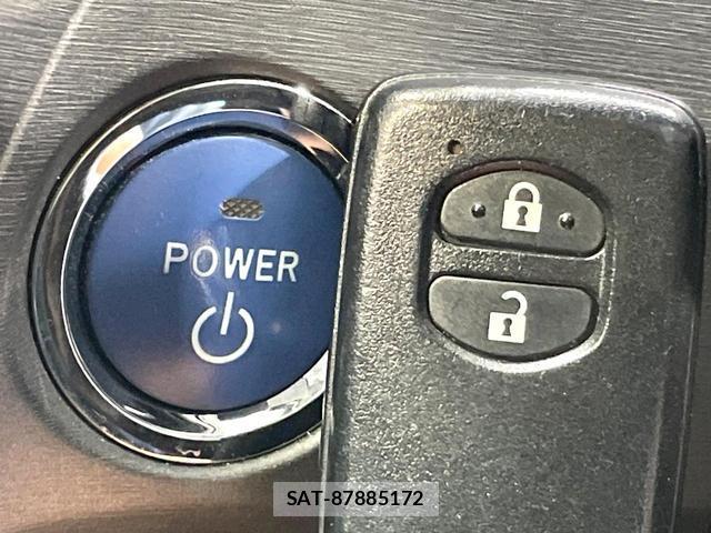 Toyota PRIUS 2013-07 8551385-5