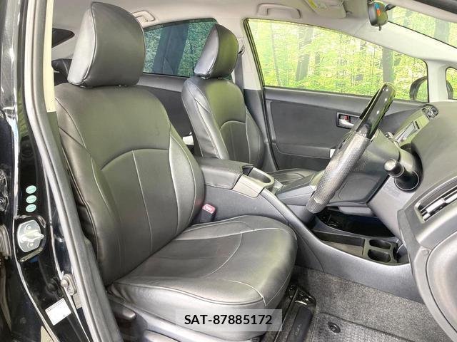 Toyota PRIUS 2013-07 8551385-7