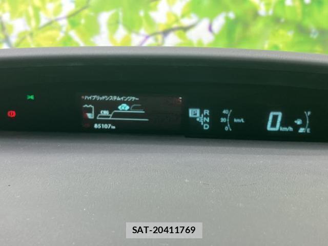Toyota PRIUS 2014-04 8551452-11