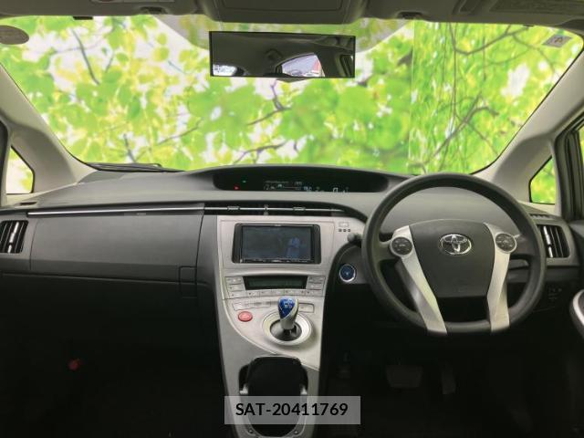 Toyota PRIUS 2014-04 8551452-3