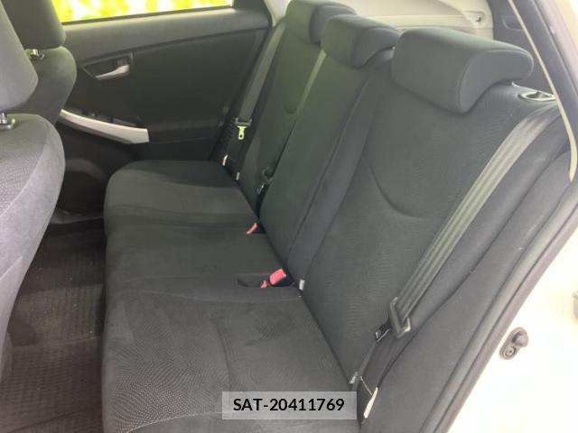 Toyota PRIUS 2014-04 8551452-7