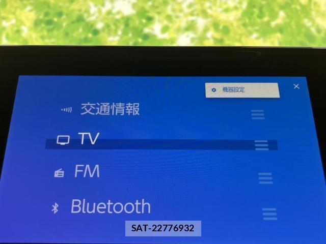 Toyota PRIUS 2023-09 8551478-10