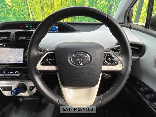 Toyota PRIUS 2017-09 8551689-10