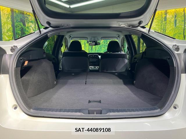 Toyota PRIUS 2017-09 8551689-9