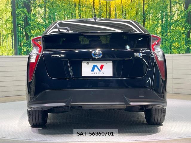 Toyota PRIUS 2017-01 8551701-14