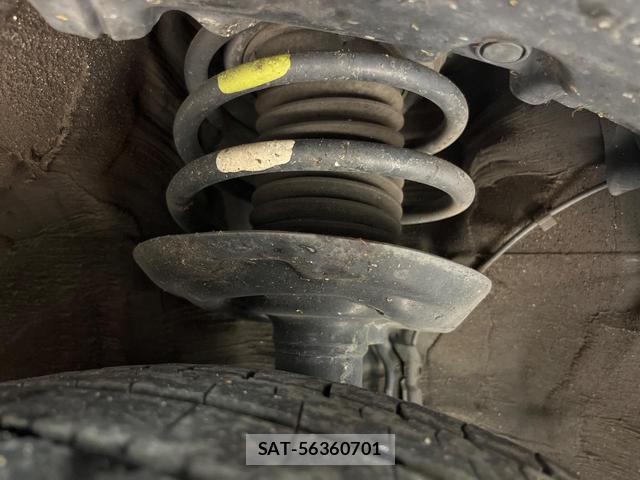 Toyota PRIUS 2017-01 8551701-19