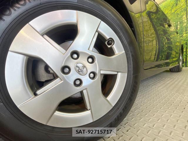 Toyota PRIUS 2010-11 8551756-12