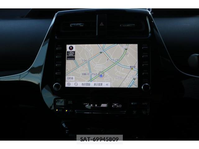 Toyota PRIUS 2021-06 8551817-12