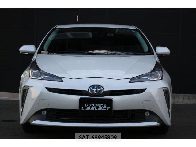 Toyota PRIUS 2021-06 8551817-13