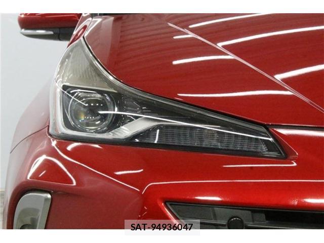 Toyota PRIUS 2019-08 8551849-11