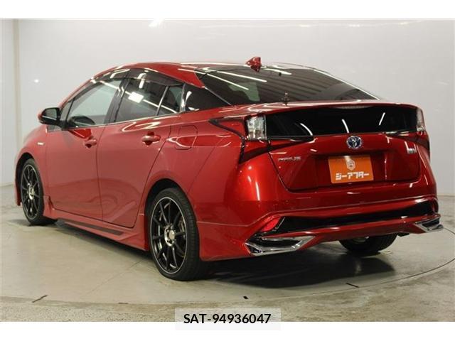 Toyota PRIUS 2019-08 8551849-6