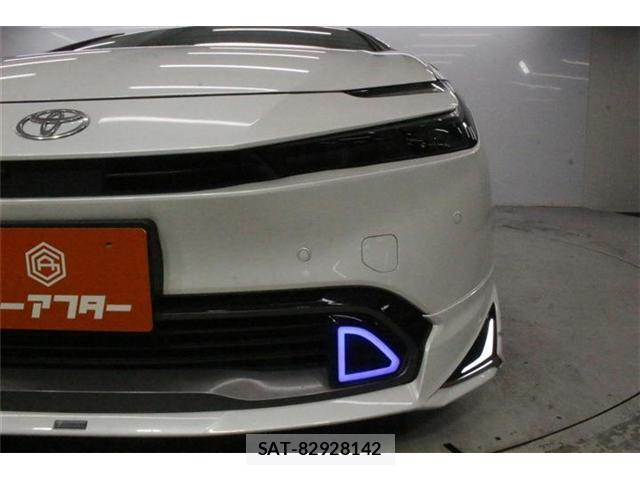 Toyota PRIUS 2023-11 8551850-13