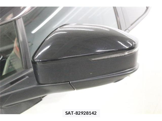Toyota PRIUS 2023-11 8551850-16