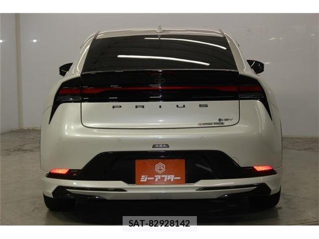 Toyota PRIUS 2023-11 8551850-5