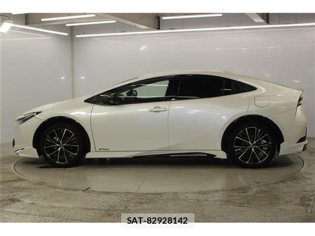 Toyota PRIUS 2023-11 8551850-7