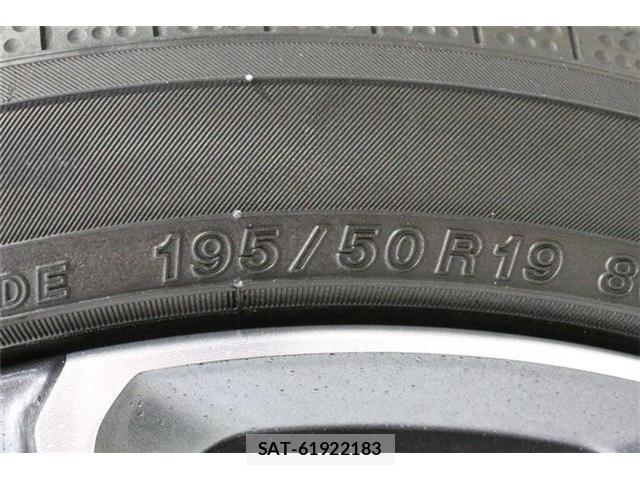 Toyota PRIUS 2024-02 8551853-19