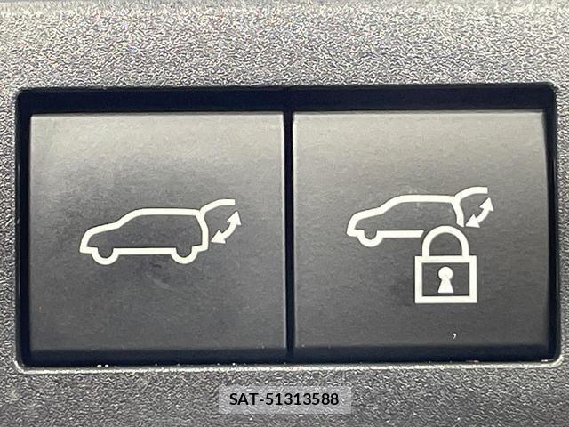 Toyota PRIUS 2023-07 8551982-6
