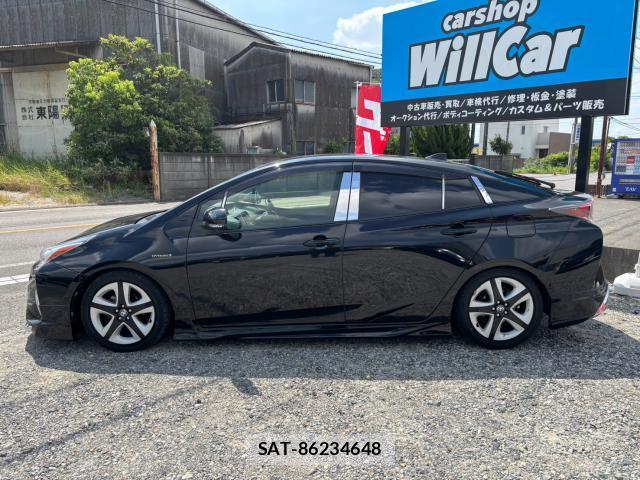 Toyota PRIUS 2018-03 8552129-12