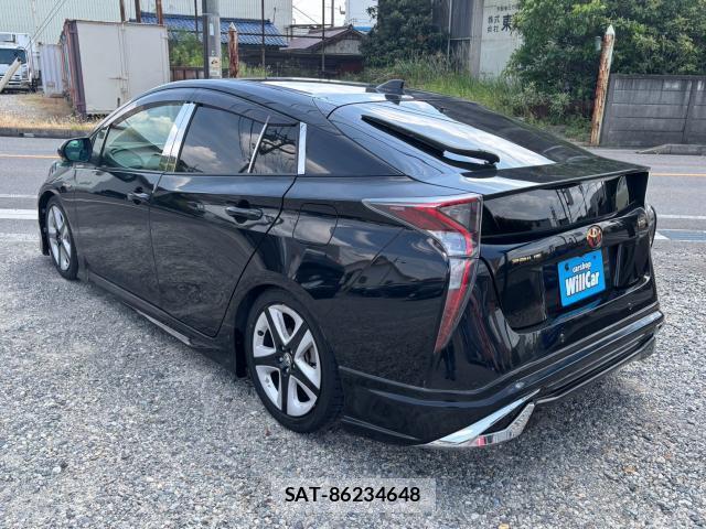 Toyota PRIUS 2018-03 8552129-16