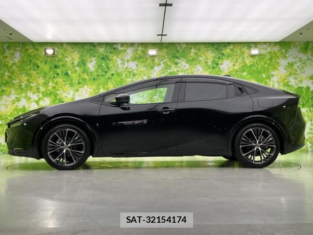 Toyota PRIUS 2023-11 8552280-1