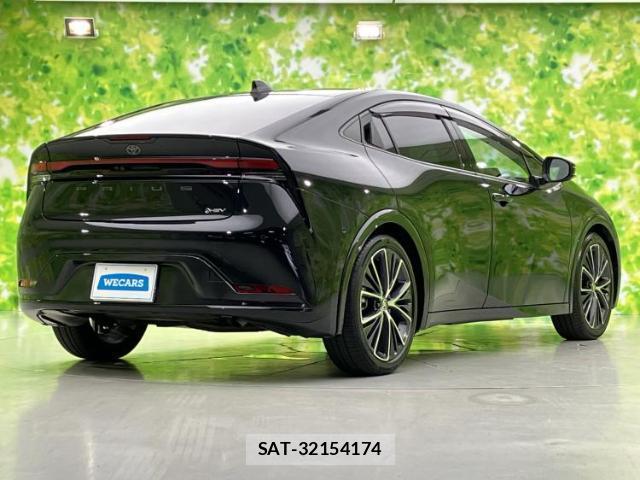 Toyota PRIUS 2023-11 8552280-2