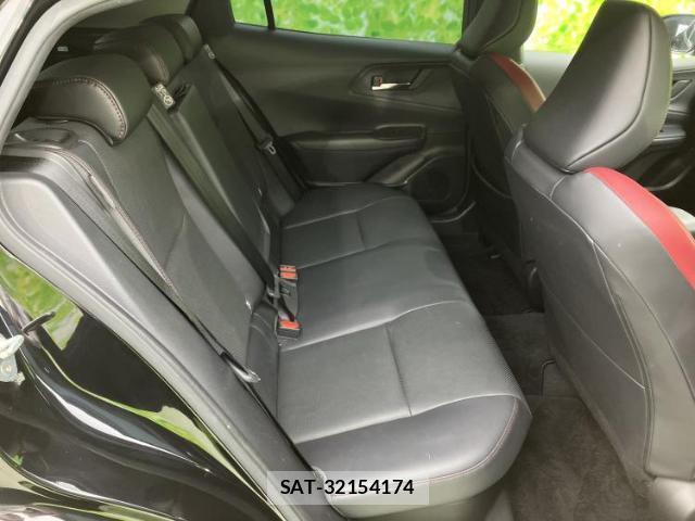 Toyota PRIUS 2023-11 8552280-4