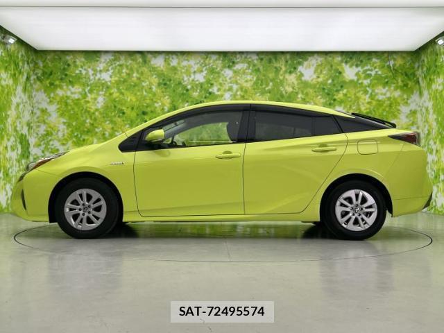 Toyota PRIUS 2016-06 8552331-1