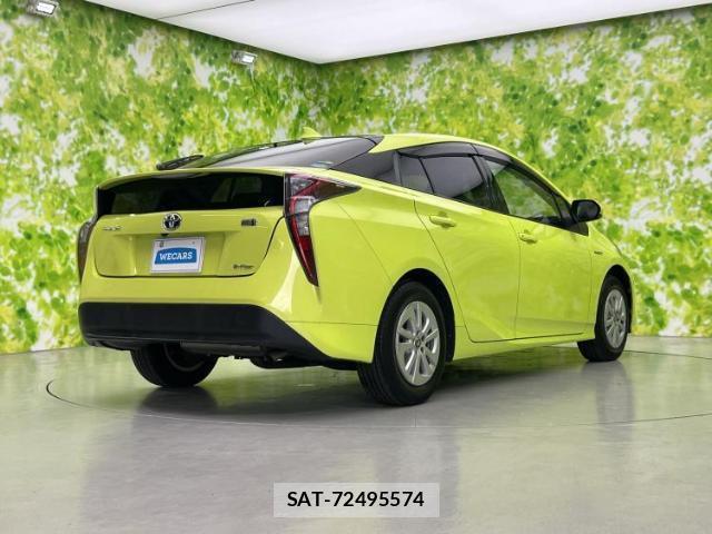 Toyota PRIUS 2016-06 8552331-2