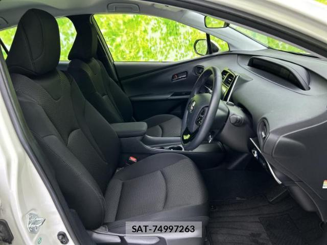 Toyota PRIUS 2019-07 8552397-3