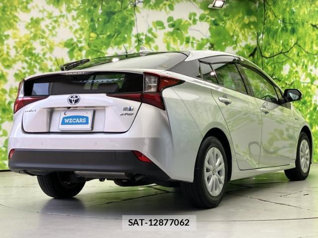 Toyota PRIUS 2019-06 8552430-2