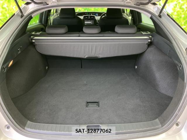 Toyota PRIUS 2019-06 8552430-7