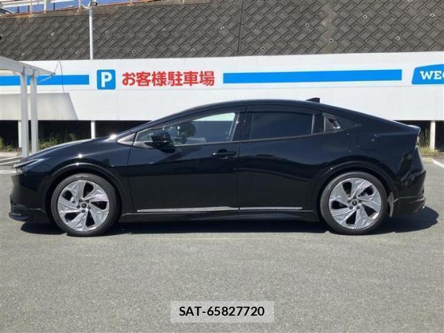 Toyota PRIUS 2024-12 8552498-1