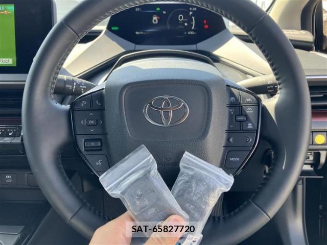 Toyota PRIUS 2024-12 8552498-11