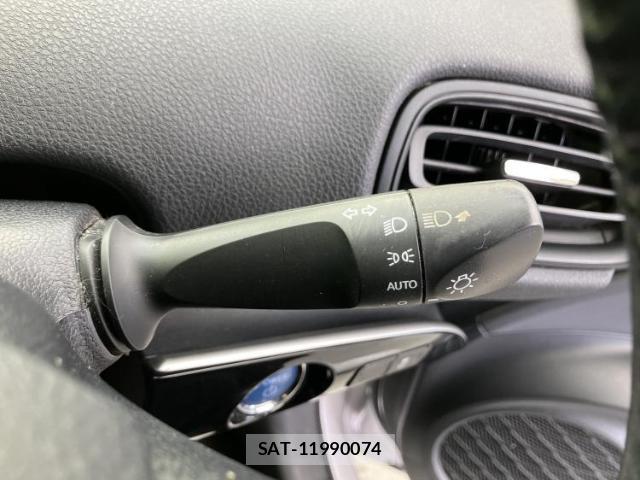 Toyota PRIUS 2017-09 8552600-14