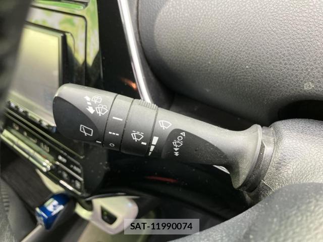 Toyota PRIUS 2017-09 8552600-15