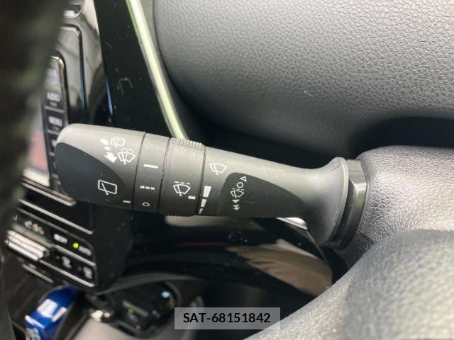 Toyota PRIUS 2019-09 8552620-16