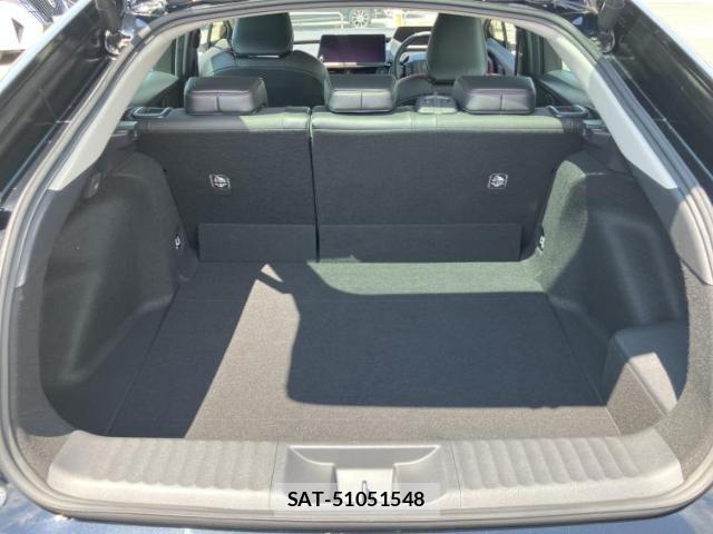 Toyota PRIUS 2023-05 8552695-7