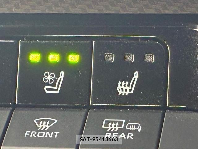 Toyota PRIUS 2023-11 8552720-7