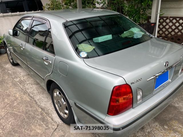Toyota PROGRES 2003-10 8549825-13