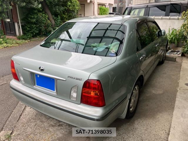 Toyota PROGRES 2003-10 8549825-2