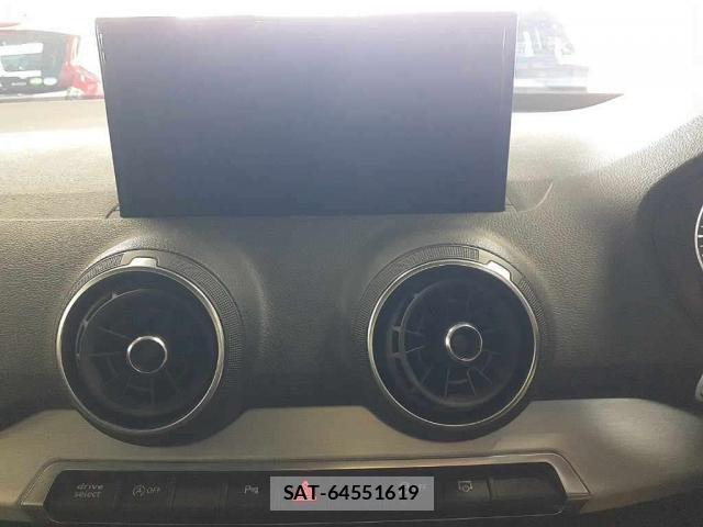 Audi Q2 2020-03 8547824-3