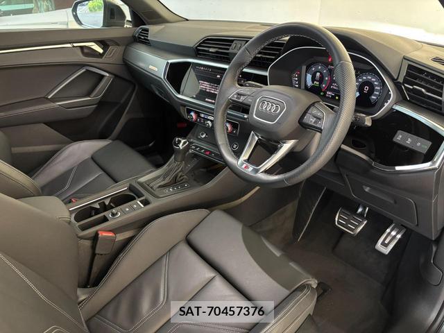 Audi Q3 2024-08 8548679-1