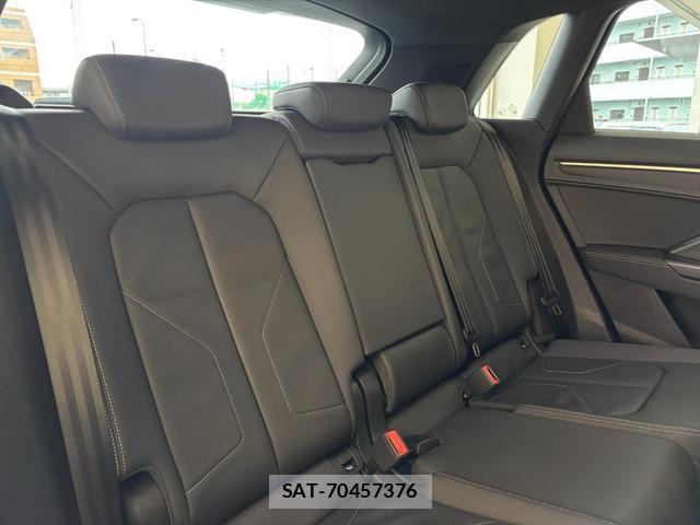 Audi Q3 2024-08 8548679-4