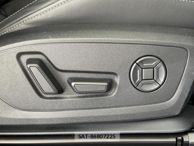 Audi Q3 2024-08 8548680-8