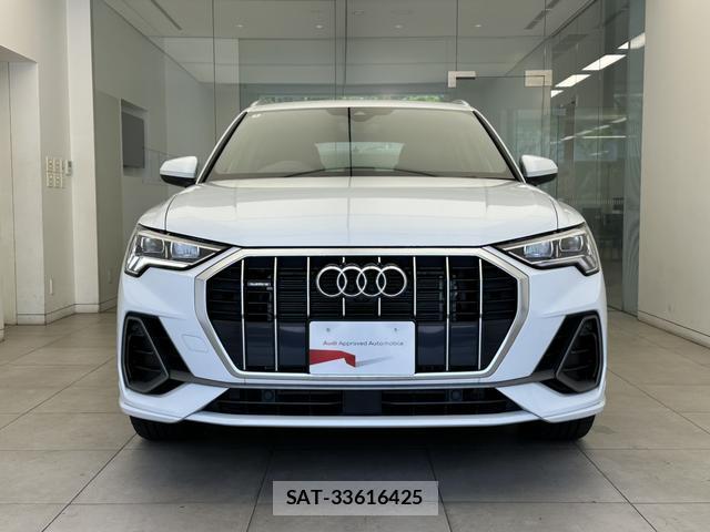 Audi Q3 2024-08 8549336-2