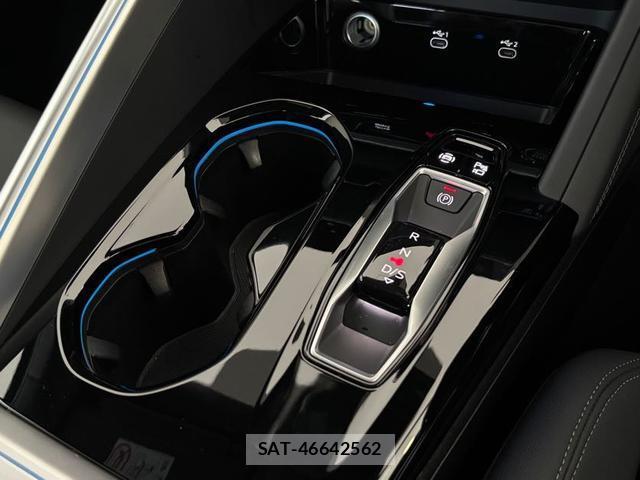 Audi Q5 2025-09 8548689-12